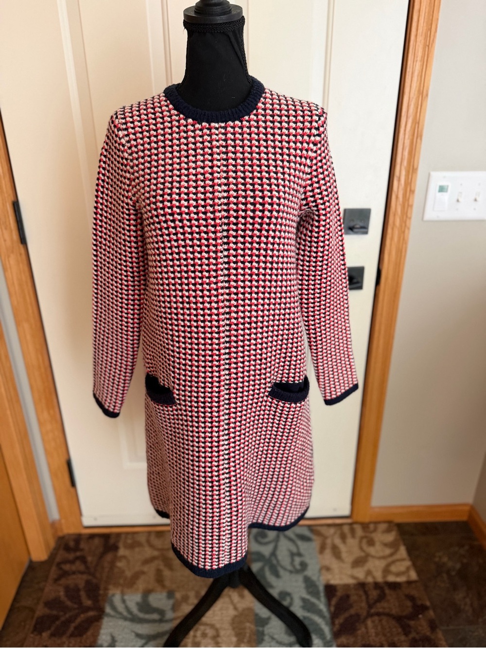 New Boden wool alpaca jacquard knit red blue white shift mini dress. Size 6L